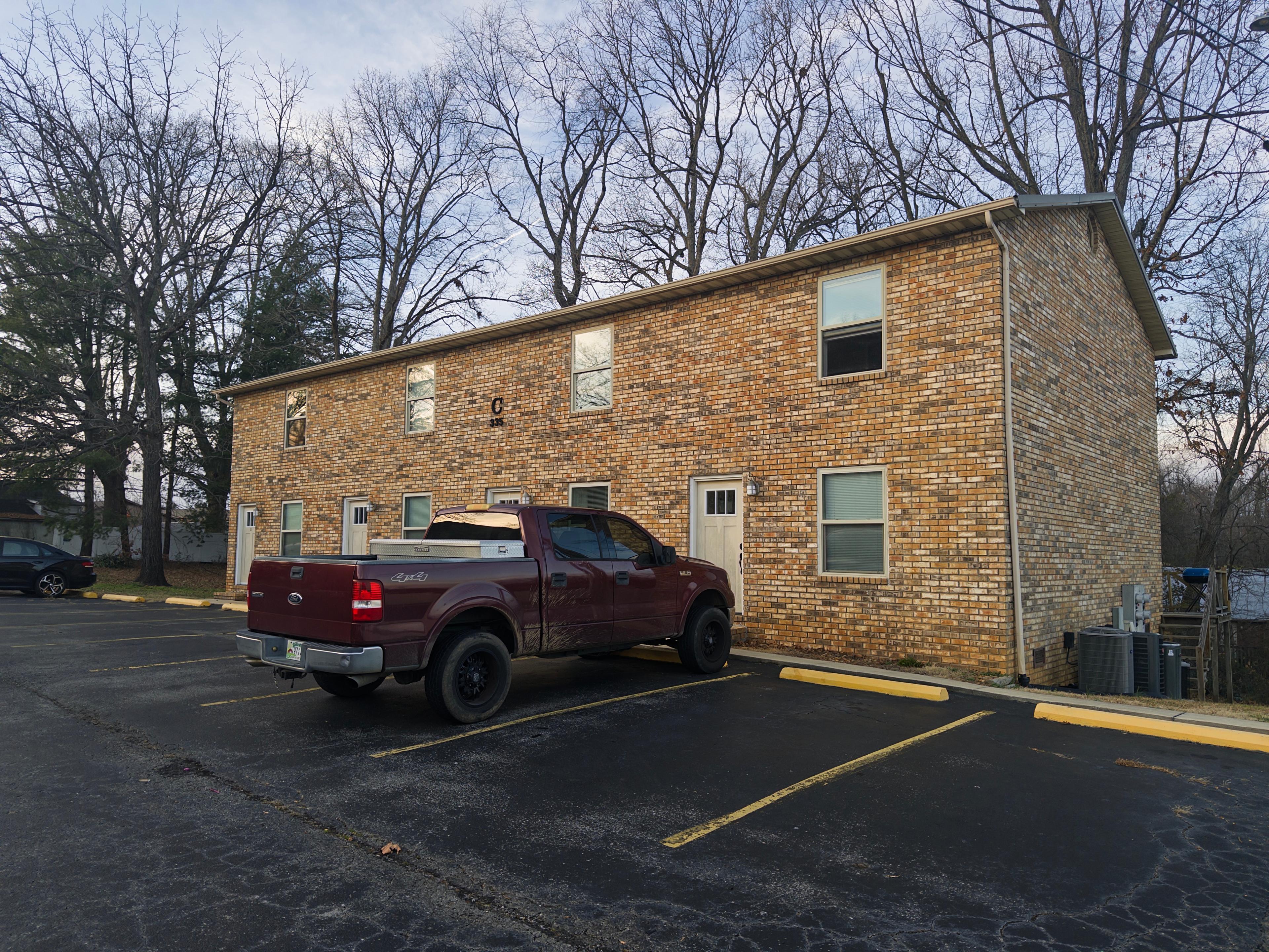 Campus Woods unit living space